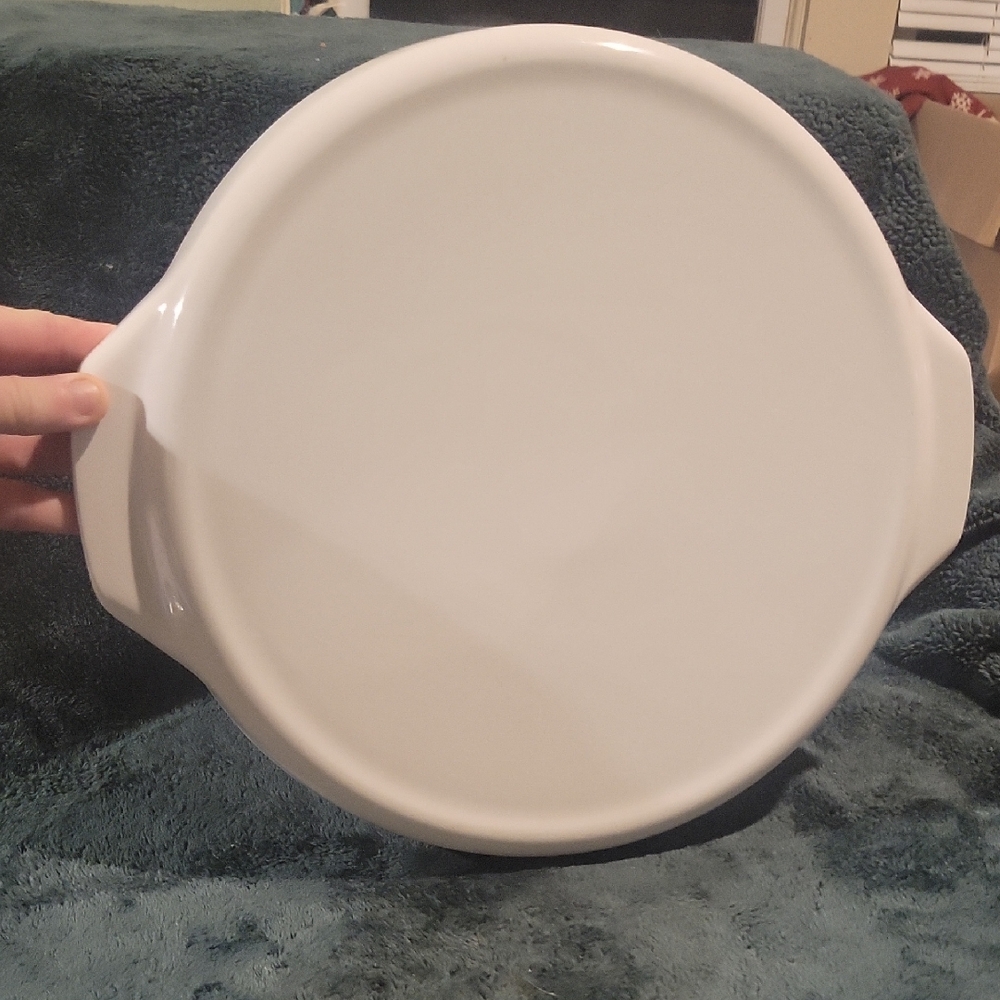 Corningware Amana Radarange Pizza Crisper, 12" cooking surface. Nice shape